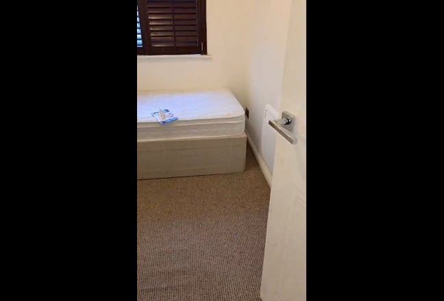 A single room to let close to London Bridge Main Photo