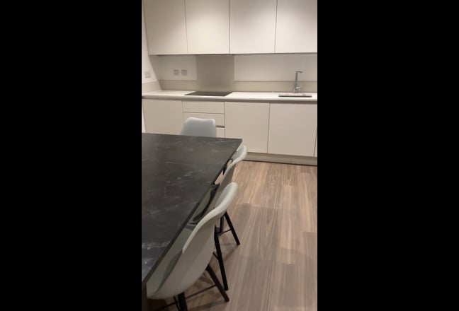 Double room available near East Croydon station Main Photo