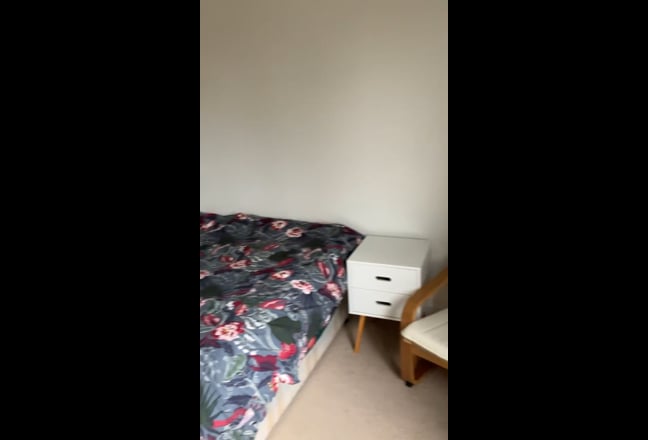 Part furnished double room in Kilburn Main Photo