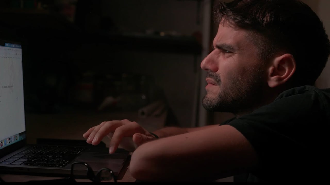 TO POYLI KAI TO KLOYVI