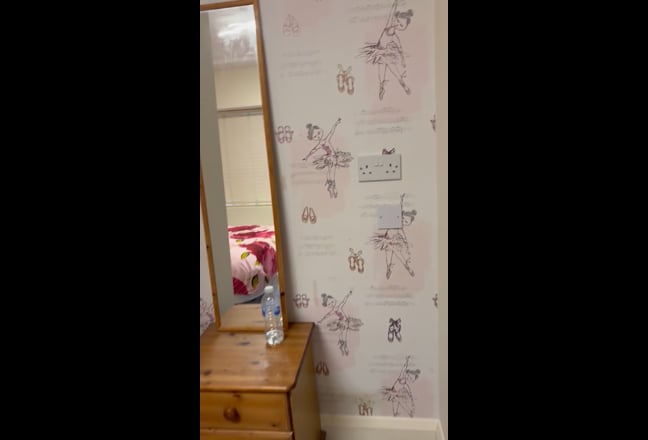 Double room available to let  Main Photo