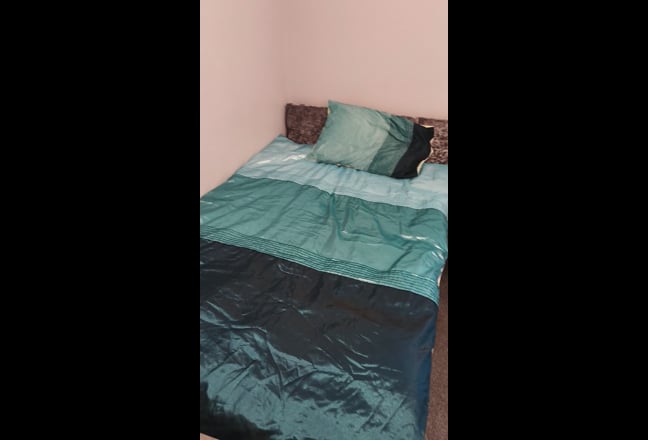 Ensuite room in Hoole Main Photo