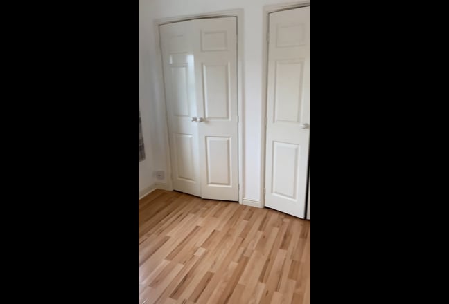 Quiet Home - Double Room & Allocated Parking Main Photo