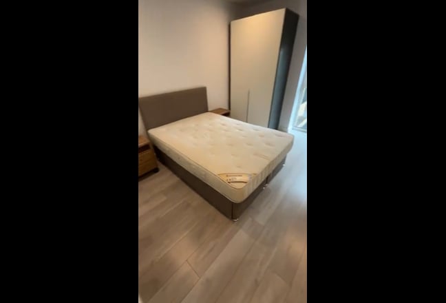 Flat in Maurice House Main Photo