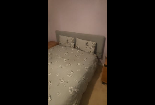 Large double bedroom, with king-Size bed.  Main Photo