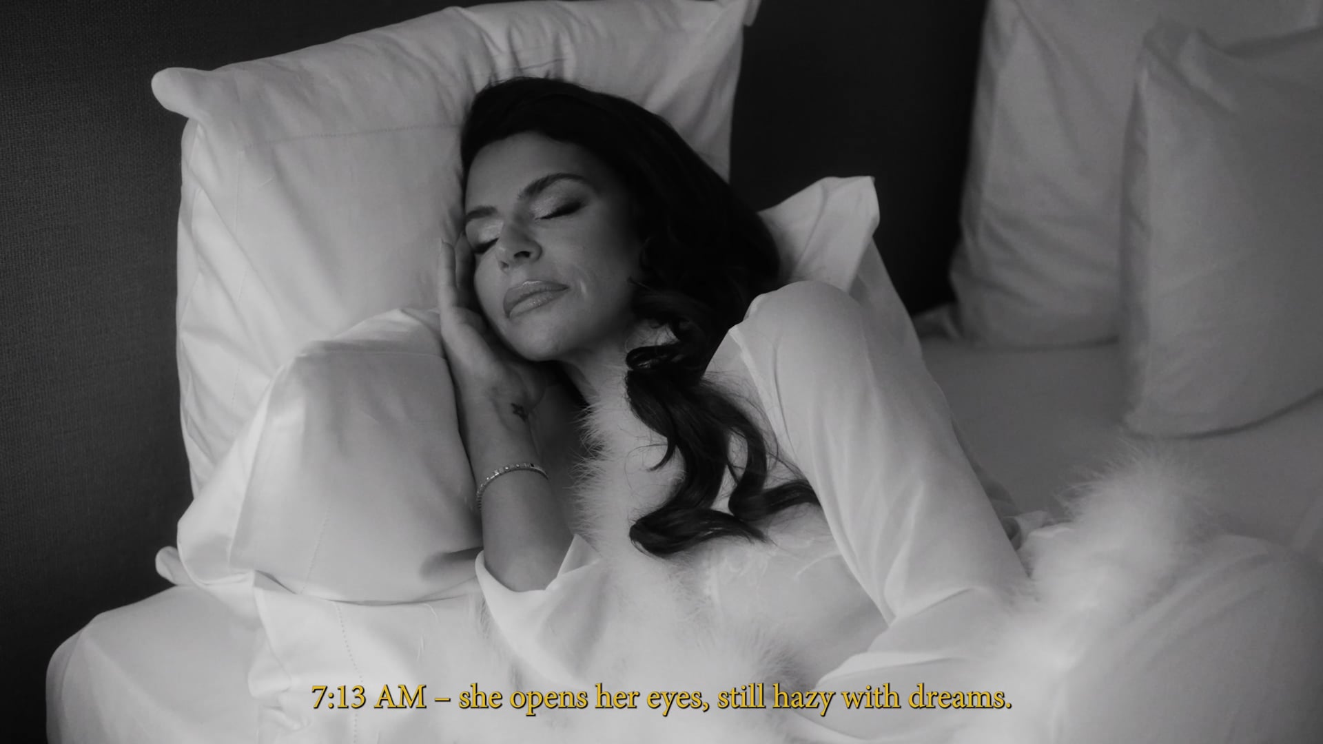 OLCAY GULSEN BEAUTY - VIVRE