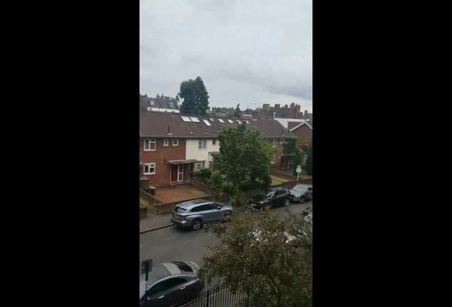 Double Room: Tooting Bec SW17 - &pound;32 per day Main Photo