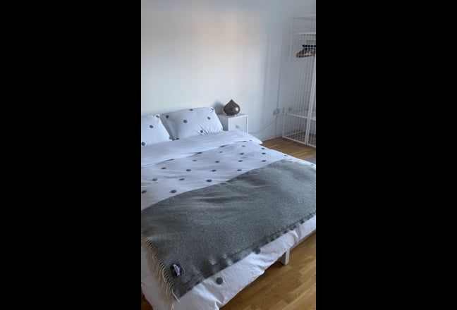 Extra Large Double Room in Dalston. Main Photo