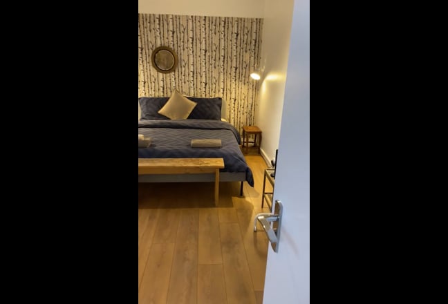 SHORT LET – Furnished Rooms | Old Street, Zone 1 Main Photo