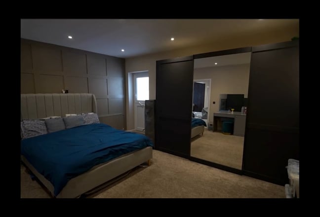 Luxury Ensuite Studio Room w/ Private Kitchen  Main Photo