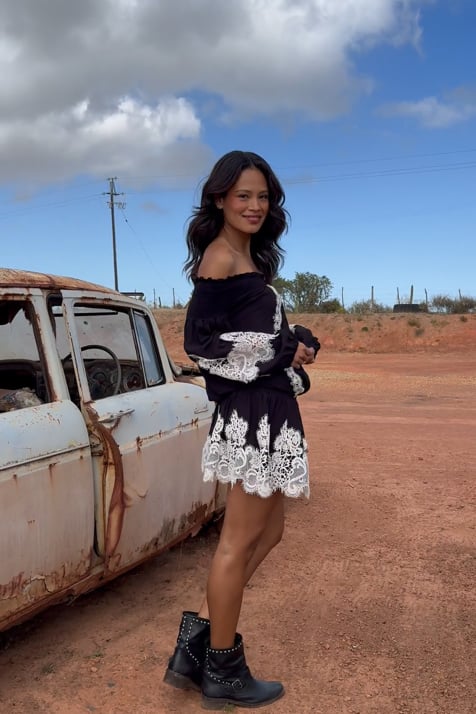 Vidéo: Robe Courte Laurel