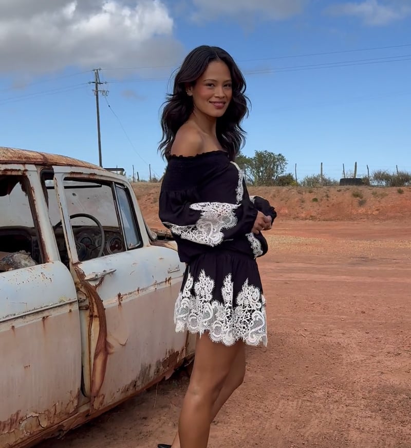 Vídeo: Vestido Corto Laurel