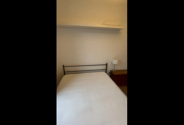 Double room available (Hackney Downs) Main Photo
