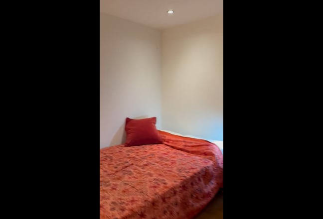 Beautiful double room with a large en-suite Main Photo