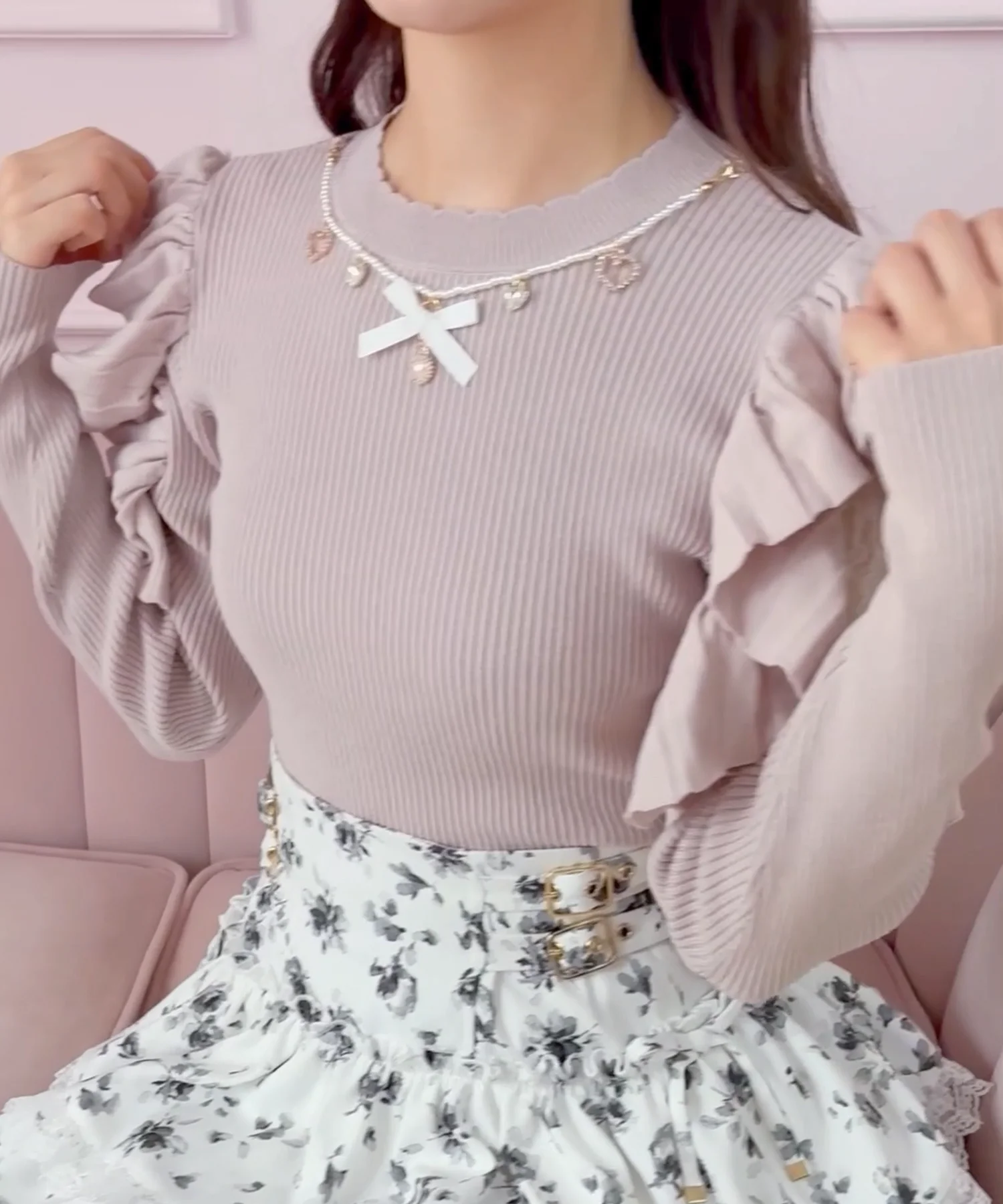 ネックレス付肩フリルニット | Rlab store