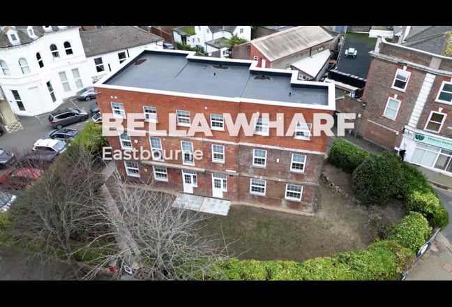 Self-Contained Studio in Prime BN21 | All Bills In Main Photo