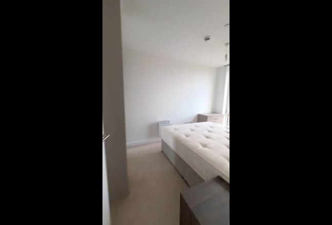 Spare Room in Shared 2-Bed Flat –  City Centre Main Photo