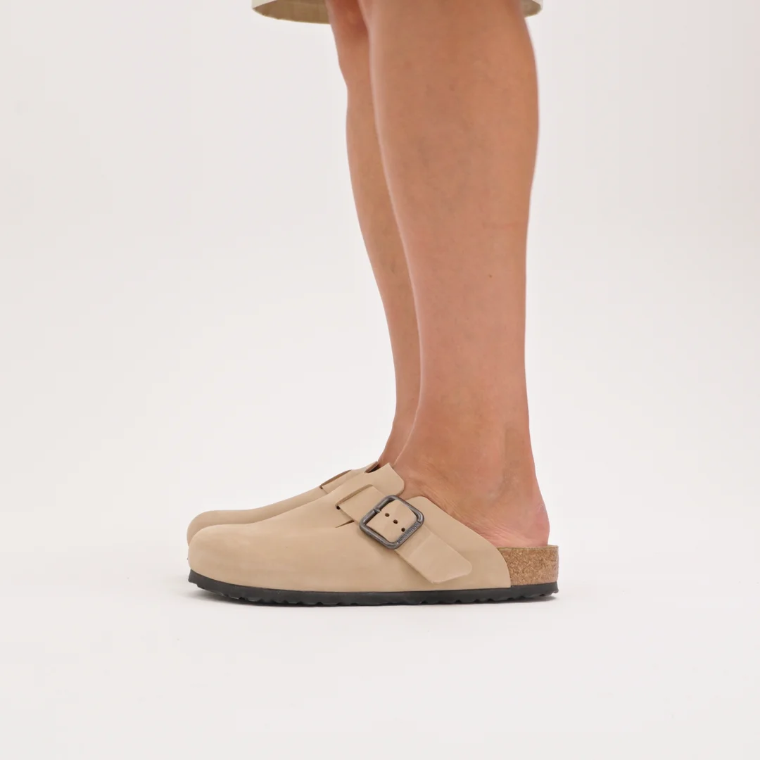 Boston Wire Buckle Nubuck Leather in Color Sandcastle | BIRKENSTOCK US
