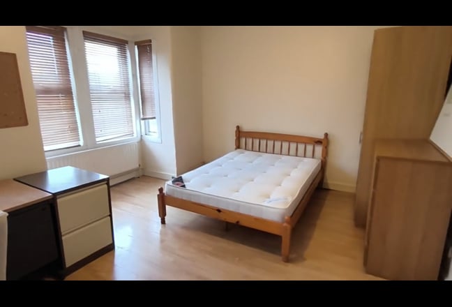 House Share-3 Rooms in Upton Park (Bills Included) Main Photo