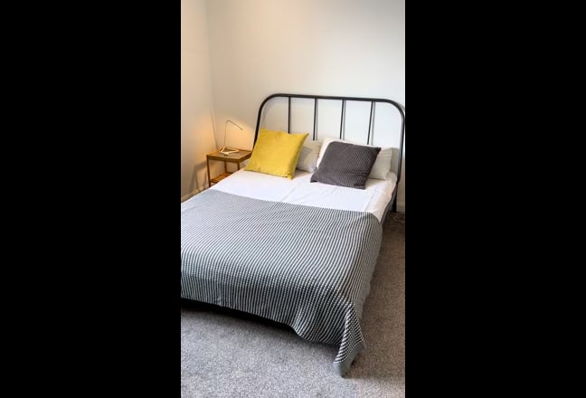 En-suite for single occupancy Main Photo