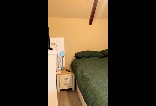 Upstairs Unusual Spacious Flat on Small Farm Main Photo