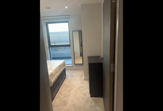 Double room in new complex with gym and terrace Main Photo