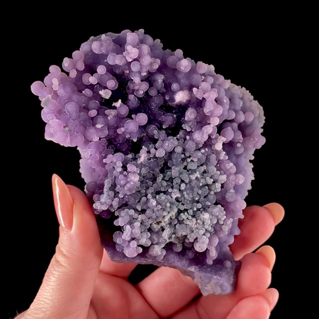 Quartz var: Amethyst (rare spherical habit)
