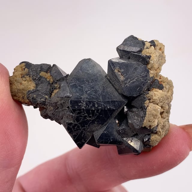 Spinel var: Pleonaste