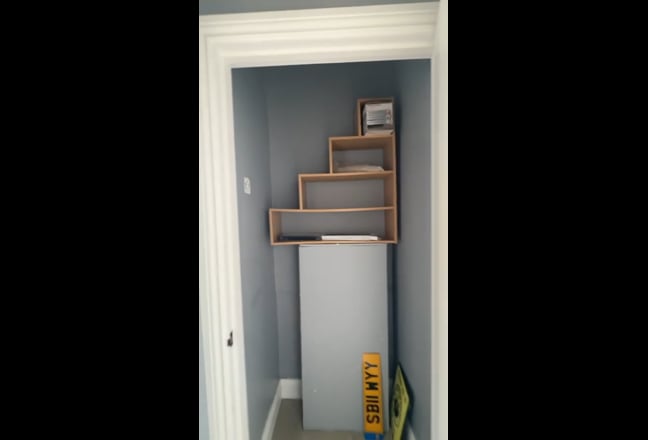 Double Bedroom Available 3 Bedroom Flat SW162SD Main Photo