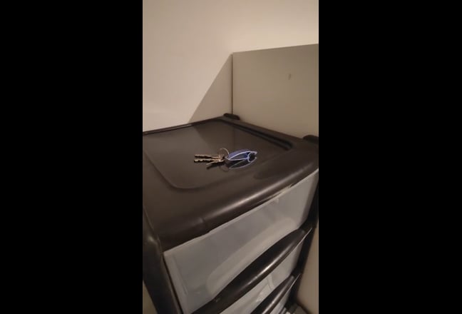 Double En-suite in a big House - Finchley Central  Main Photo