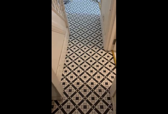 Room to Let.Battersea Bridge Road.  Next to Royal  Main Photo