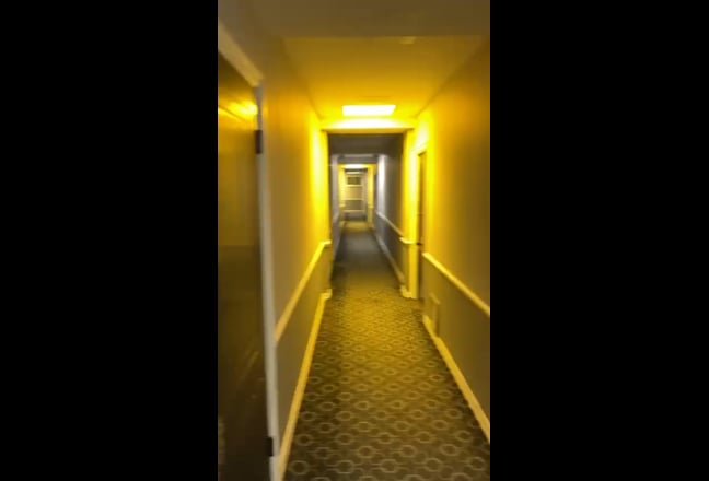 Studio Flat, Queensway W2 Main Photo