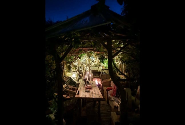 FullTime OR Mon to Fri  Appartment,private kitchen Main Photo