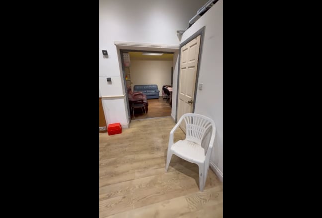 1 bed space available in double room Main Photo