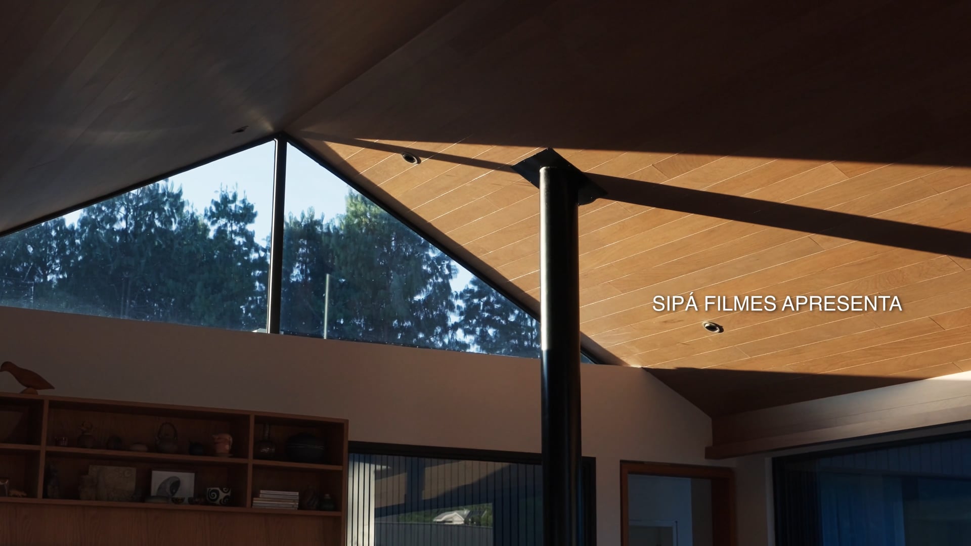 "Casa Tikira" por Shinagawa Arquitetura