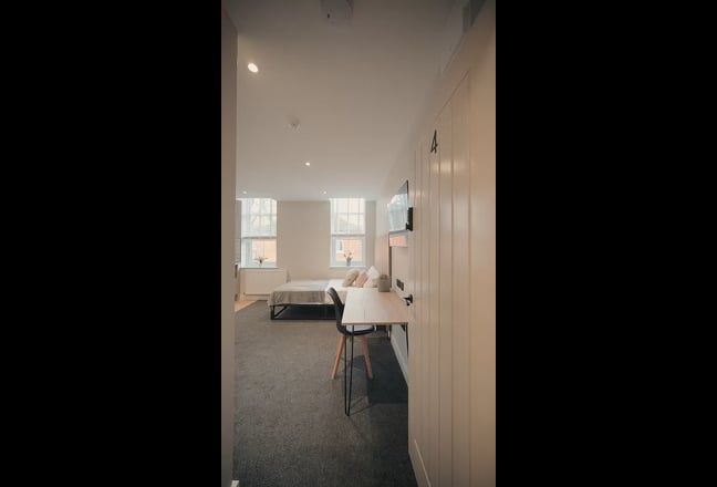 💥 Luxury Studio off Uttoxeter New Rd 💥  Main Photo