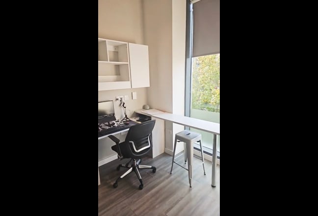 Gold Plus Studio -  &pound;771.43 Monthly Main Photo