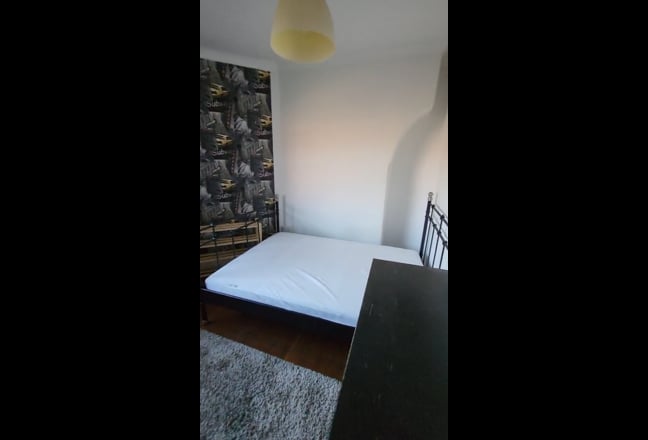 Great double room in Clapham South.  Main Photo