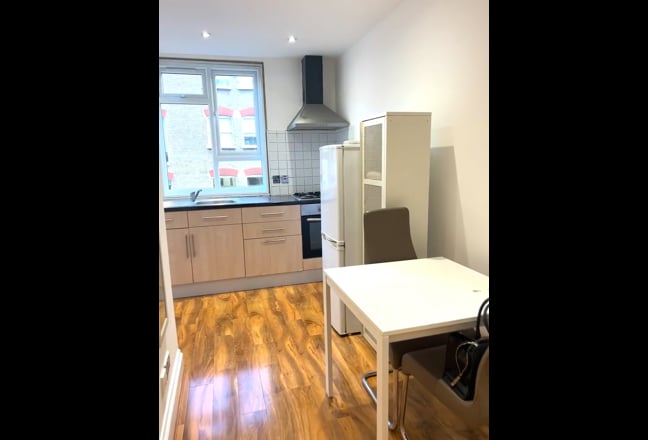 1 Bedroom Flat Commercial Street Main Photo