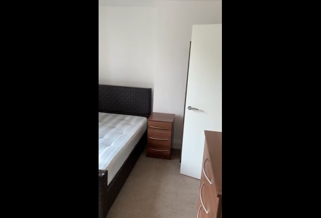 Ensuite Available from August 1st, 2024 Main Photo