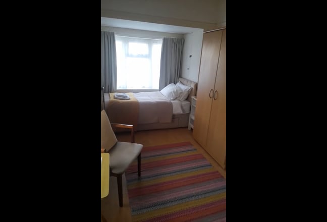 Bright spacious room in West Worthing  Main Photo