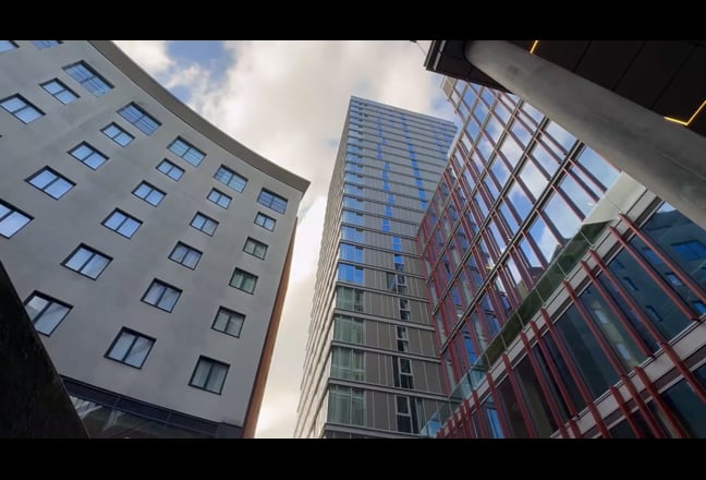 Watford Centre Studio · Seamless London Commute Main Photo