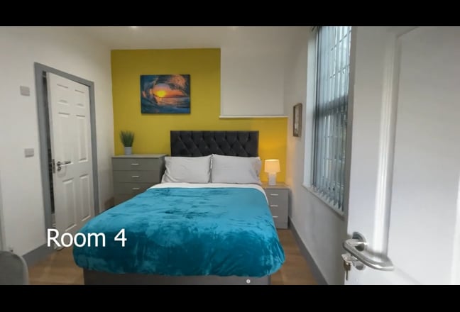 Beautiful and spacious en-suites around Oxton Vill Main Photo