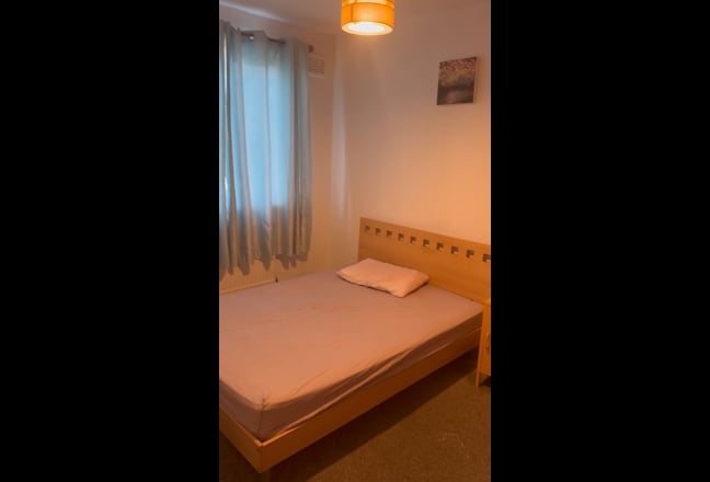 Double bedroom in a shared apartment  Main Photo