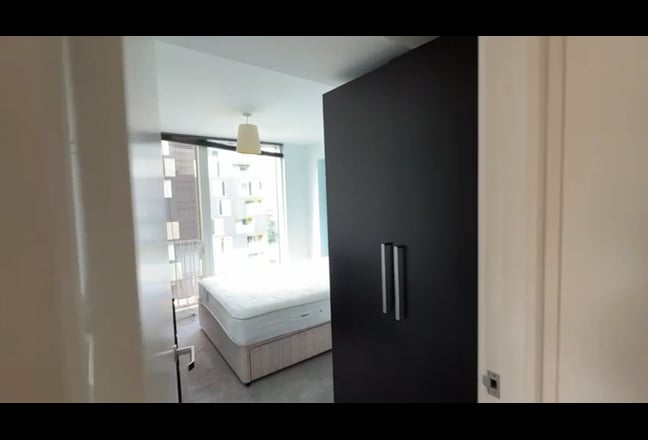 En-suite Double Room | Furnished | Near Bus stop Main Photo