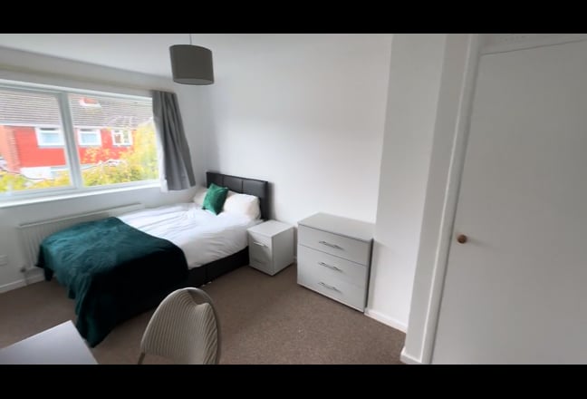 New professional rooms - No Deposit - Netflix Inc Main Photo