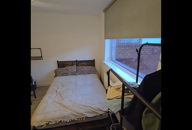  Bills included, Bluebell House, Beautiful Rooms  Main Photo