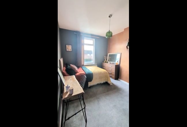 Furnished Double Room in St George House Main Photo