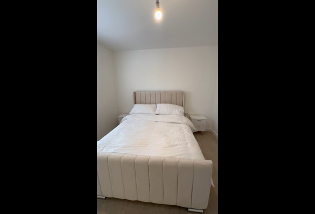 Modern Brand NEW En-suite Room and Double Room Main Photo