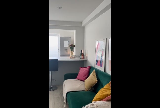 Room available for Sublet Vauxhall/Nine Elms Main Photo